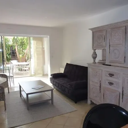 Beautifull 2 Rooms Appt, Closed All Main Sights! Saint-Raphael  Exterior photo