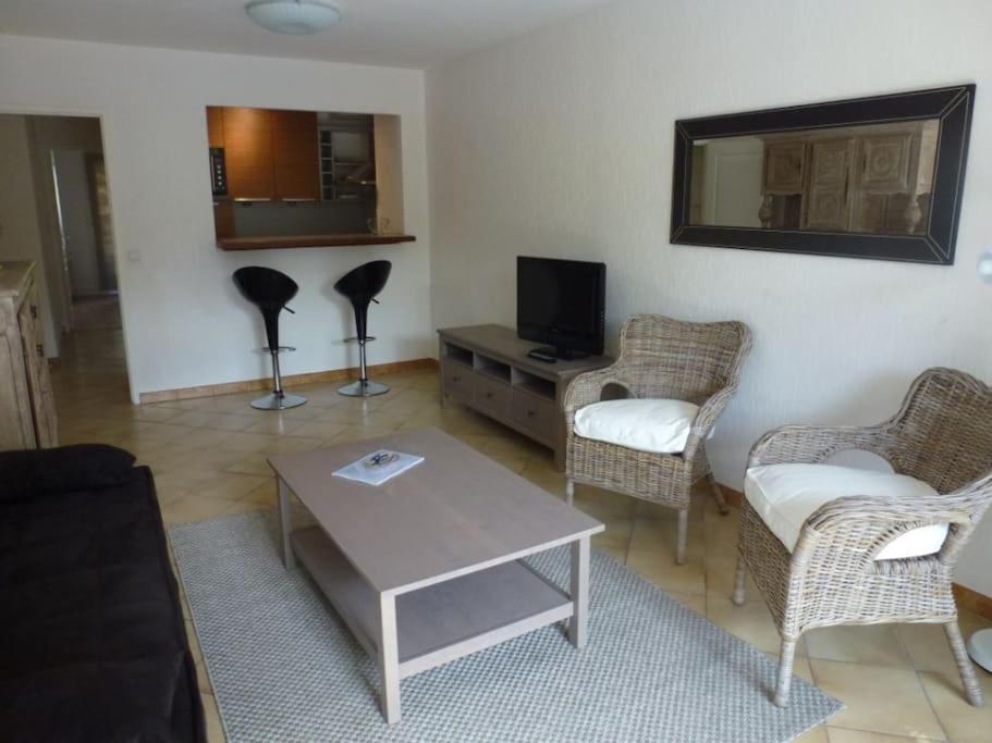 Beautifull 2 Appt, Closed Main Sights! Apartment